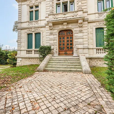 Bernard - 3 Etoiles - Welkeys