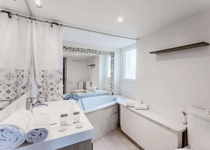 Bernard - 3 Etoiles - Welkeys Arcachon